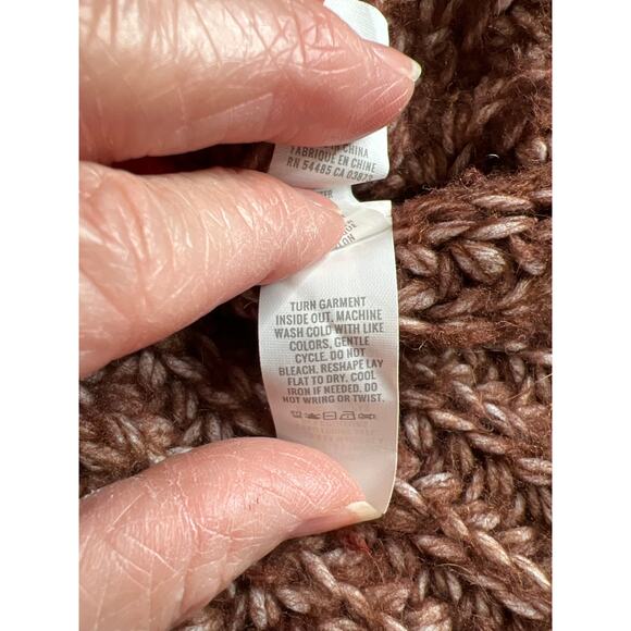 Offline Aerie - Picture 5 of 9